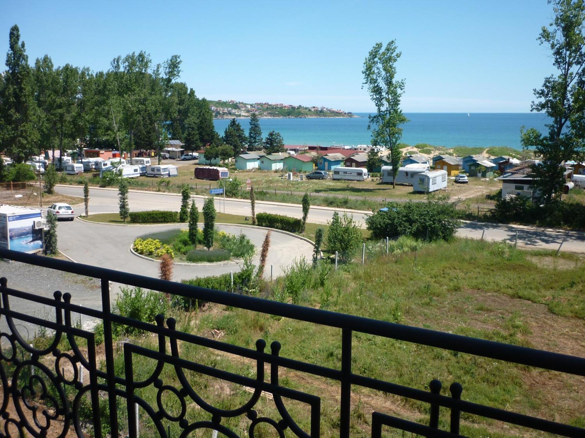Ganozliev'S Apartments In Kavatsi Area Sozopol Exterior photo